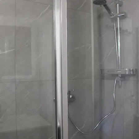La Cassine, Des Lucioles En Provence Pensionat 3*