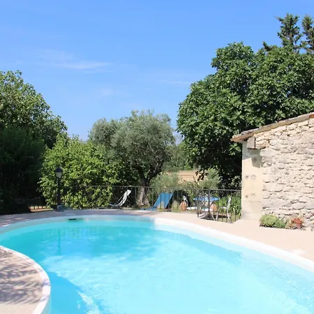 Pensionat La Cassine, Des Lucioles En Provence